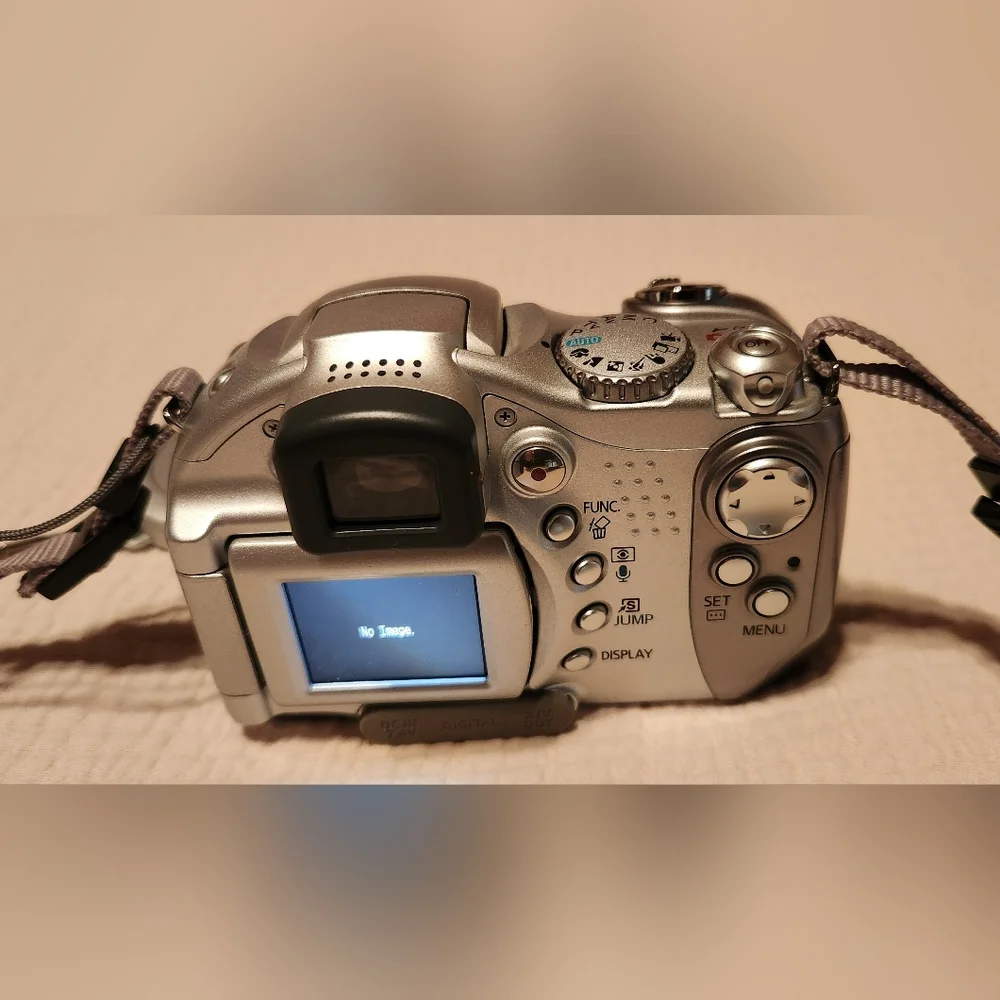Canon PowerShot S1 IS Silver Camera Bundle
